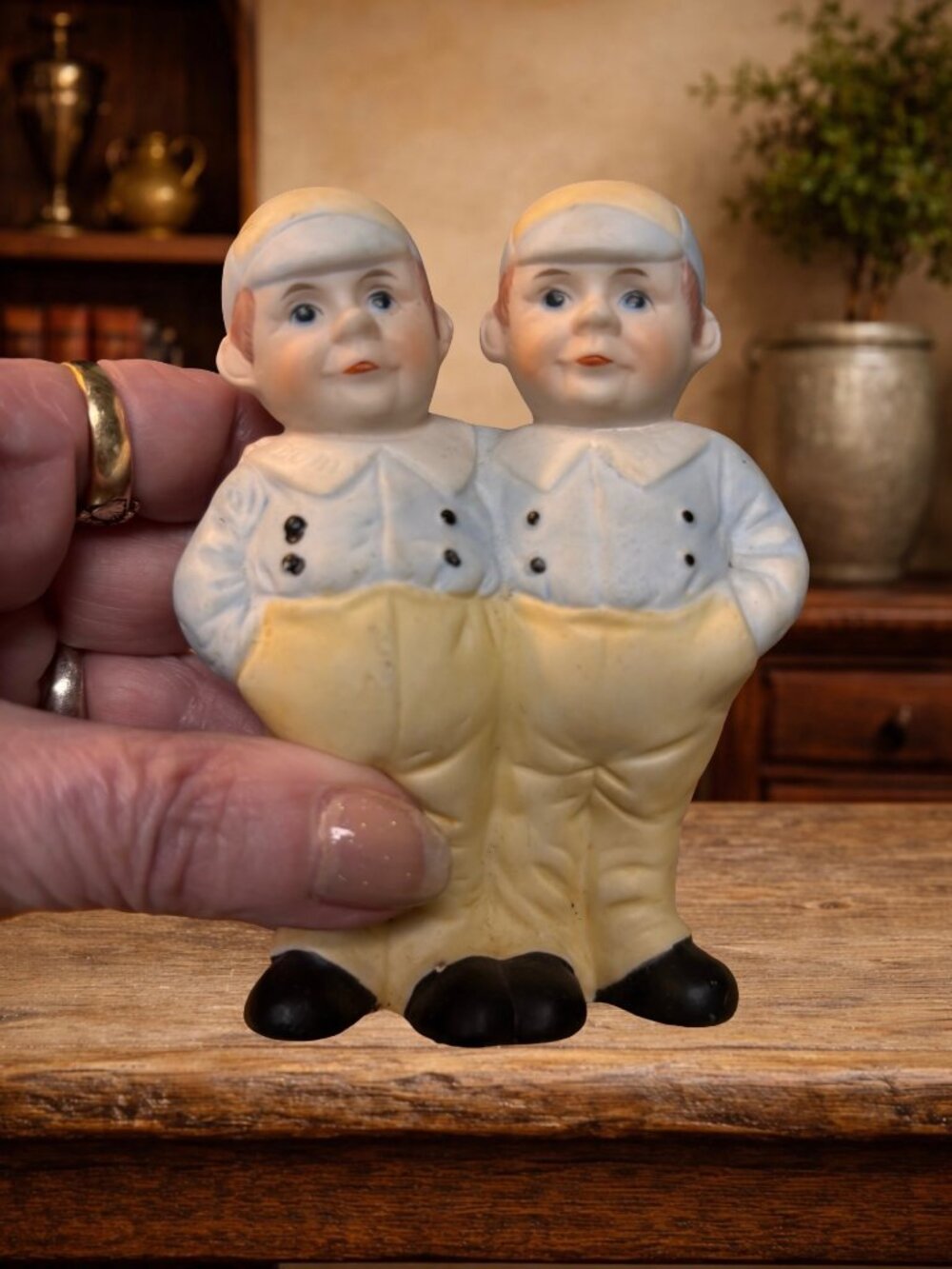 Vintage Silvestri Tweedledum Tweedledee Alice In Wonderland Porcelain Ornament - Picture 4 of 5